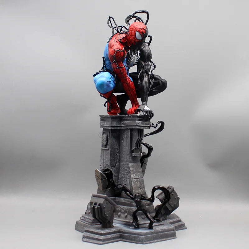 Spider-Man vs Venom Symbiote Statue β 38cm Collectible Figure
