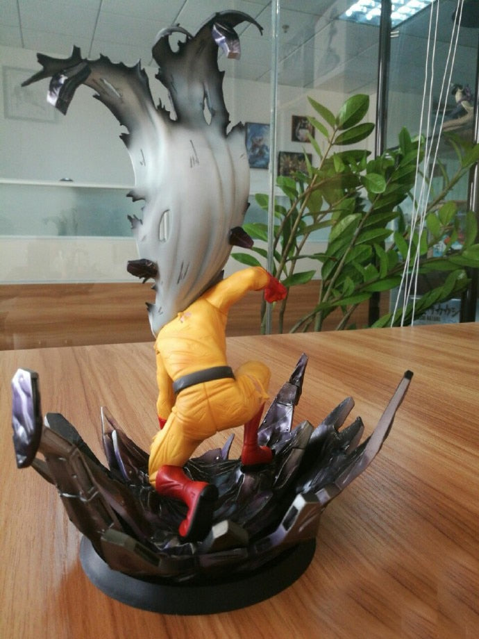 One Piece - Saitama the one punch man action figure