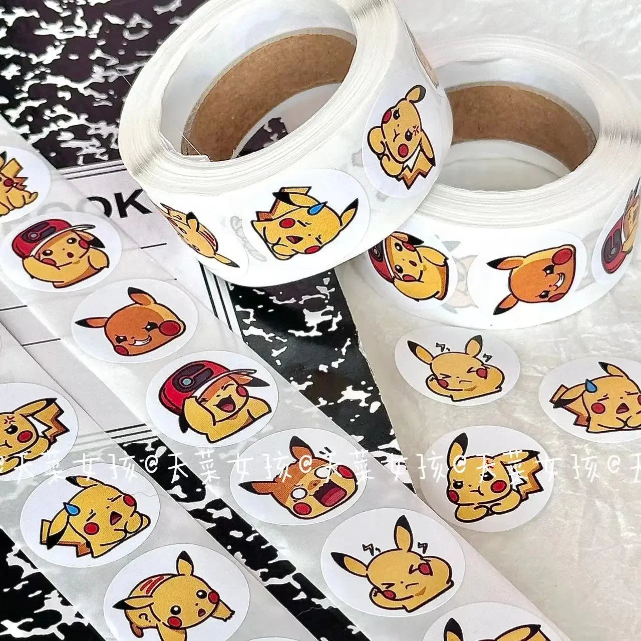 Pokemon - 500PCS Sticker Roll