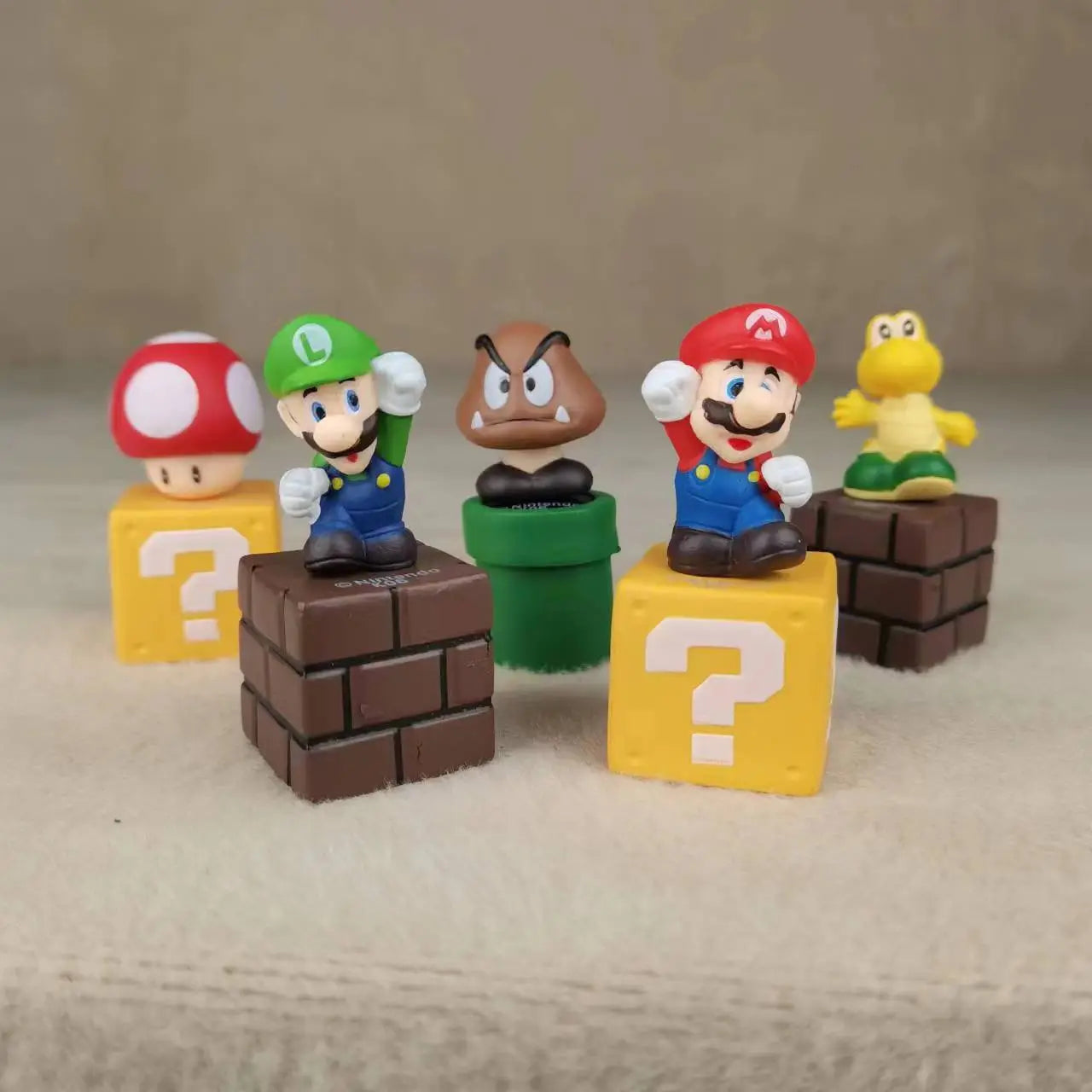 47794082414894