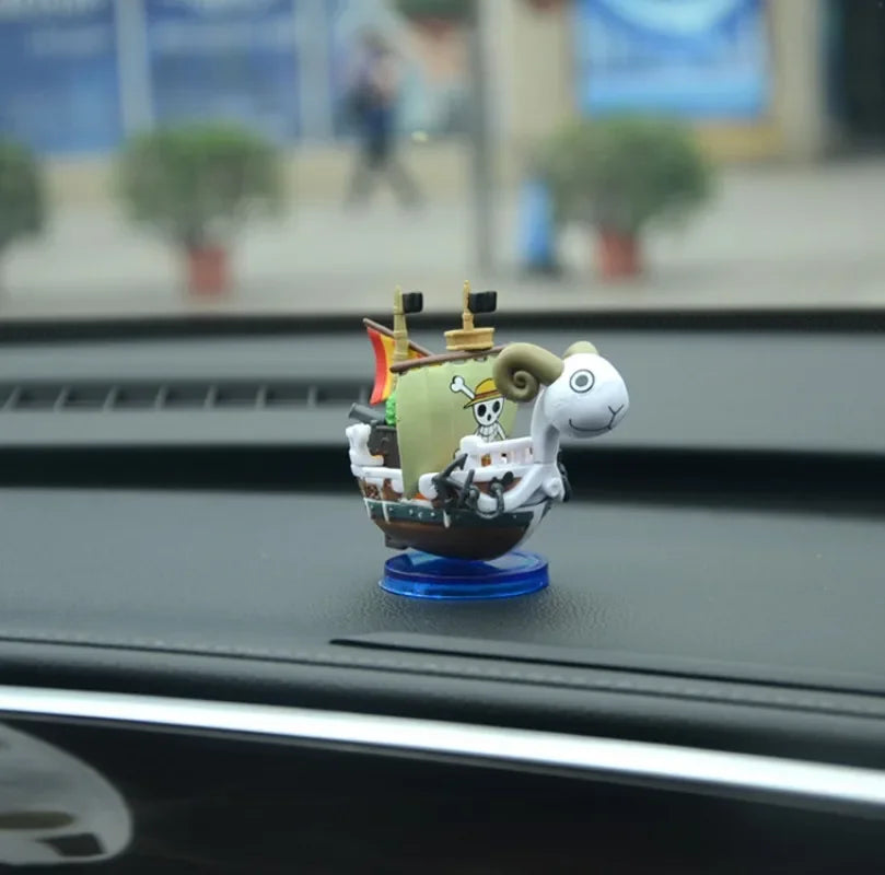 One Piece - Going Merry & Thousand Sunny Mini Ship Models