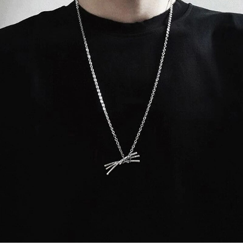 One Piece - Roronoa Zoro 3 Sword Necklace