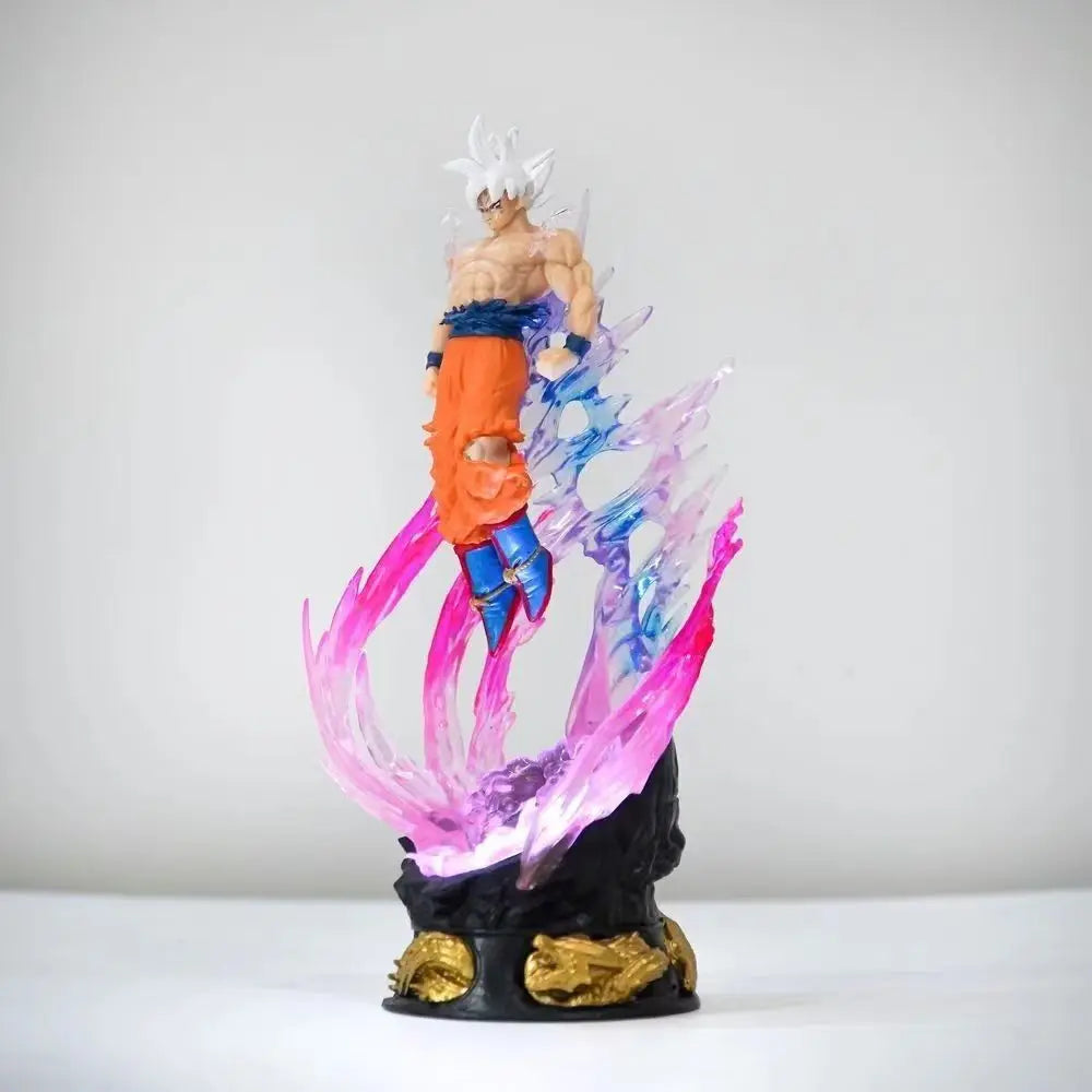 Dragon Ball Z – Ultra Instinct Goku LED Figure (24cm)