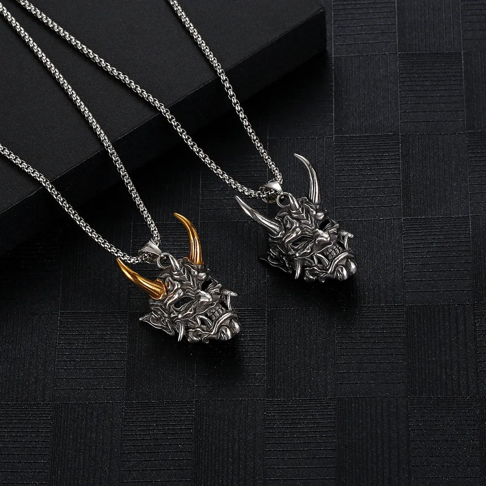Diablo 4 - Mask Necklace
