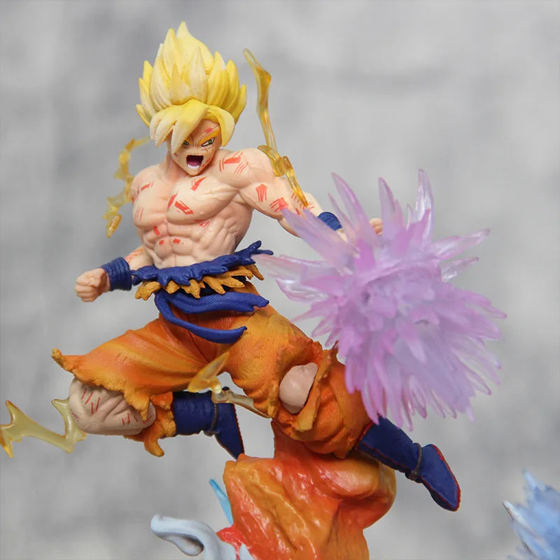 Super Saiyan Goku vs Frieza LED Battle Diorama Figure – 25cm