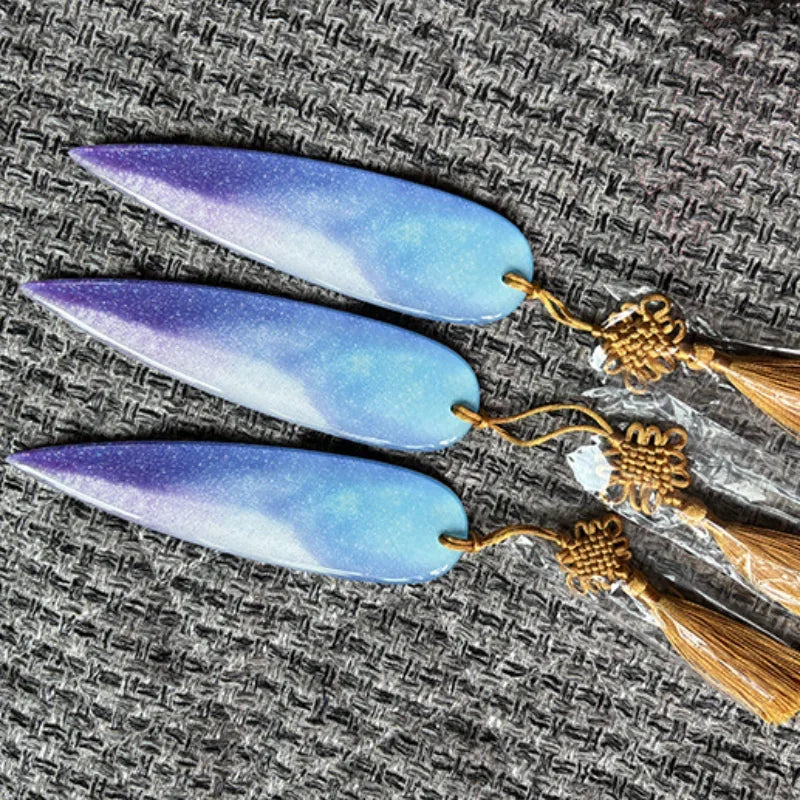K-Pop Demon Hunters Light Feather Prop Ornament (13cm)