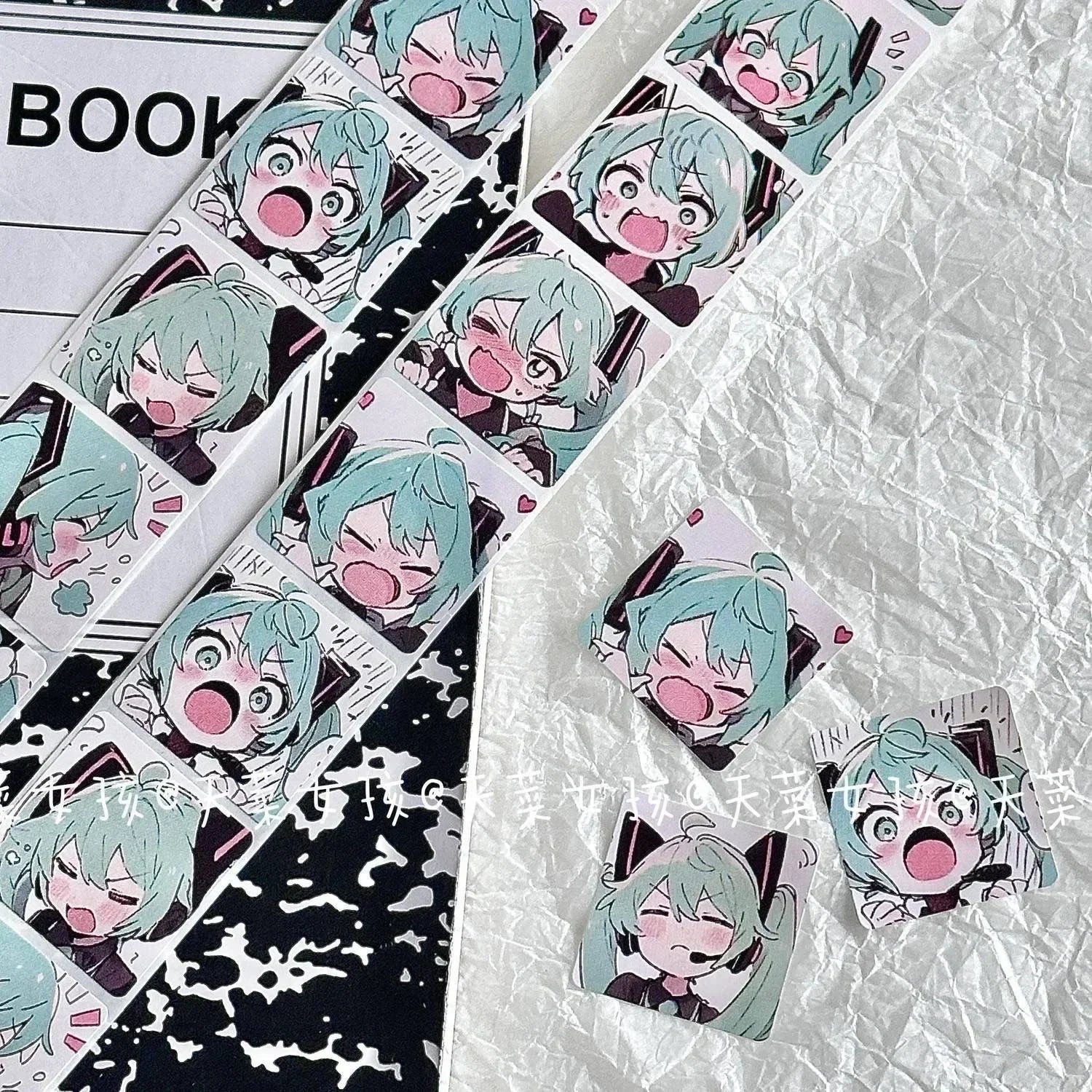 Vocaloid - 500 PCS Hatsune Miku Sticker Roll