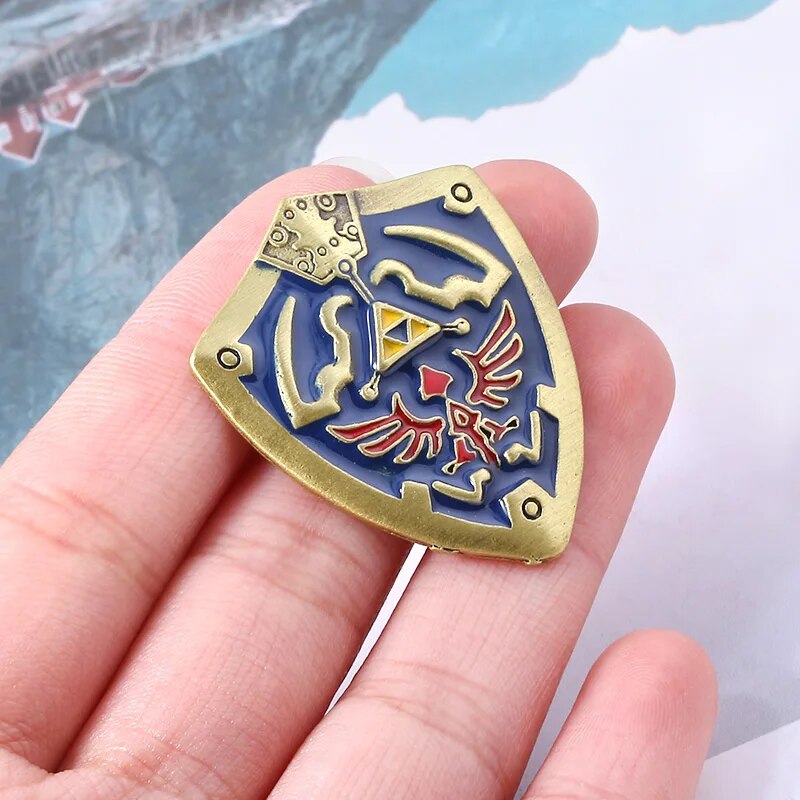 The Legend of Zelda - Hylian Shield Brooch